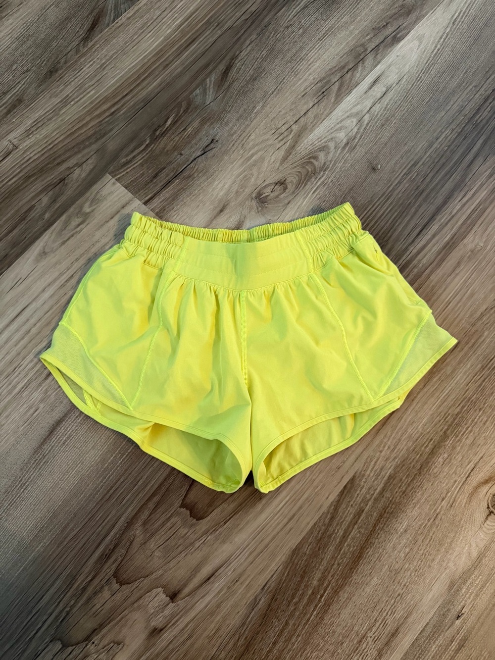 lululemon shorts - Picture 1 of 3